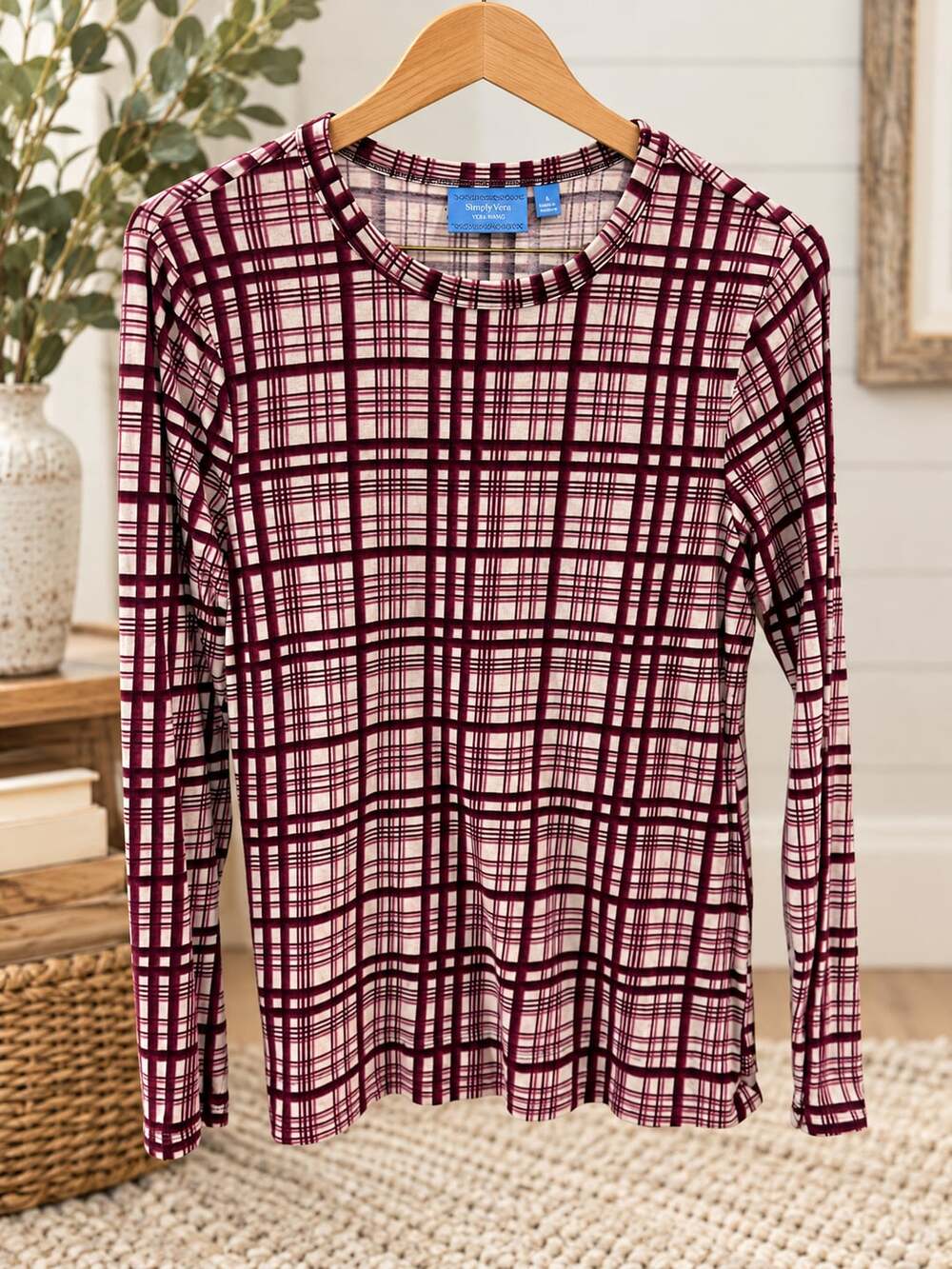 Simply Vera Wang Long Sleeve Top Size L Burgundy Plaid